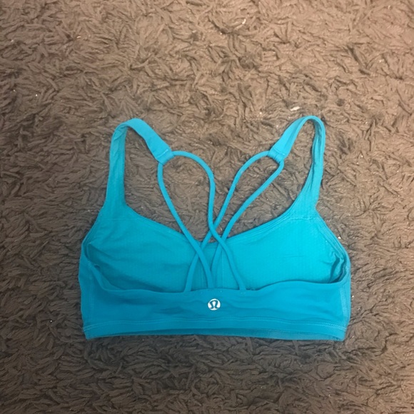 Lululemon free to be sports bra - Picture 2 of 6